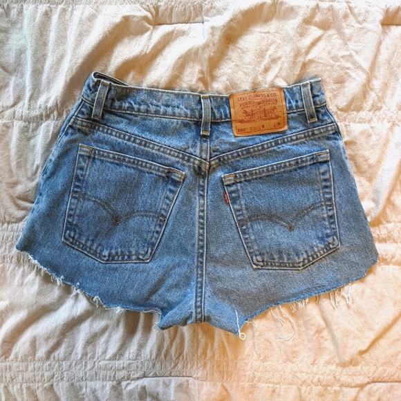 Levi's Denim Shorts - Picture 1 of 5